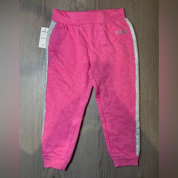 DKNY Girls' Toddler Fleece Jogger Token Rapture‎ Rose 3T - Picture 1 of 5